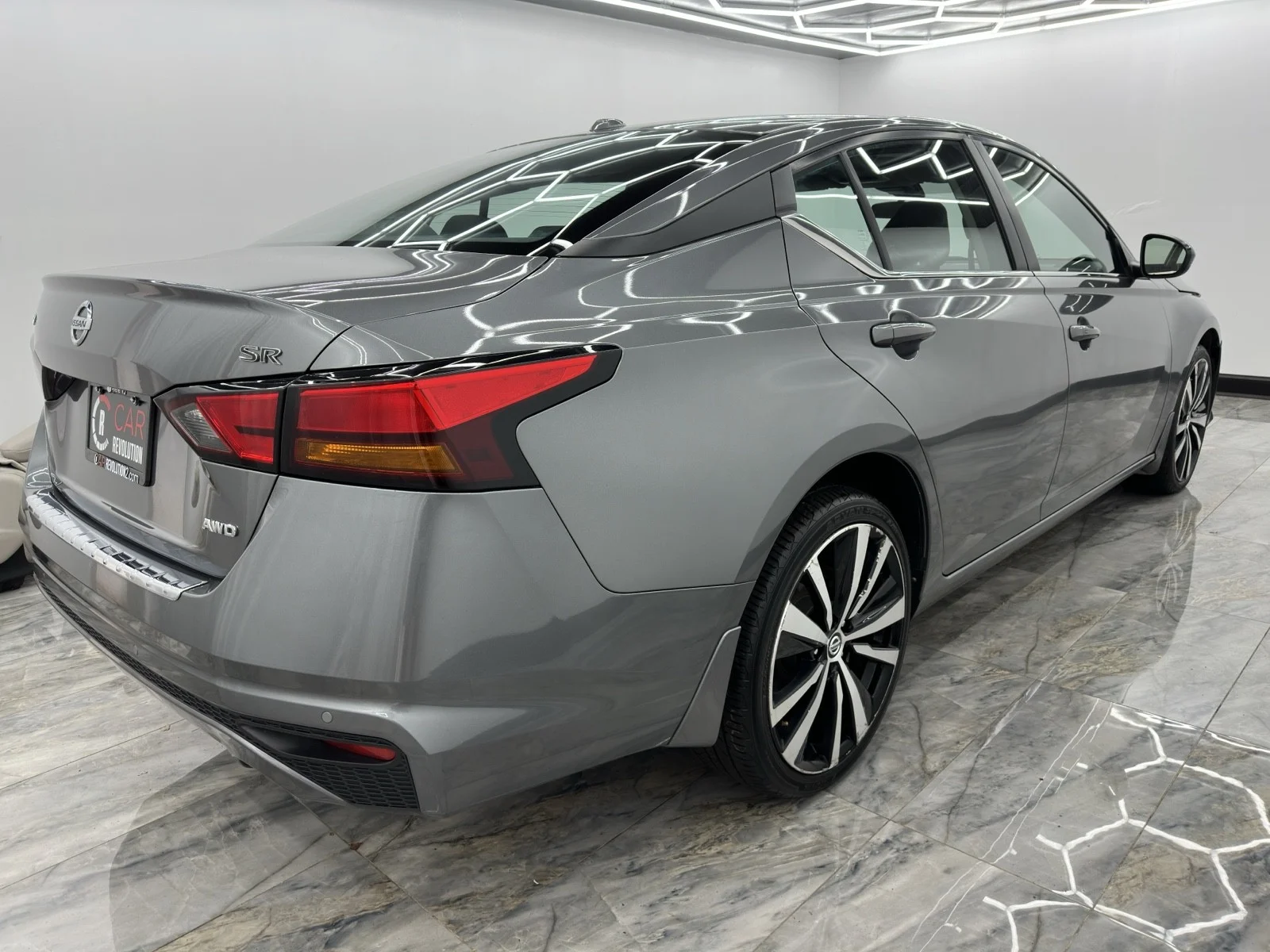 Used 2022 Gun Metallic Nissan 2.5 SR image 7