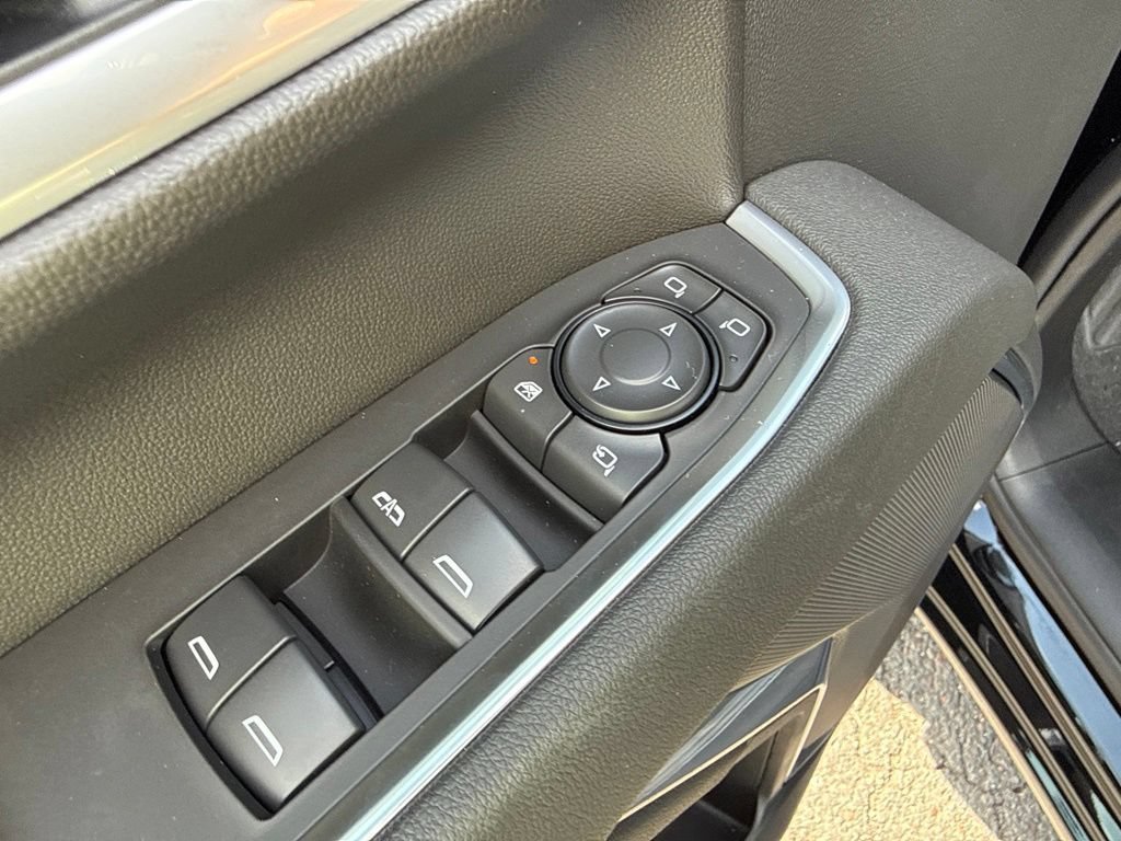 2026 Chevrolet Silverado 3500 HD LT - Photo 22