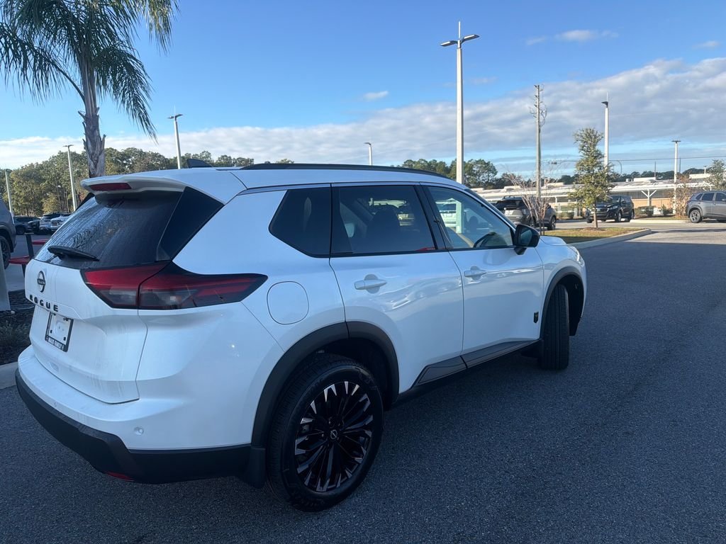 New 2026 Nissan Rogue Dark Armor 4D Sport Utility