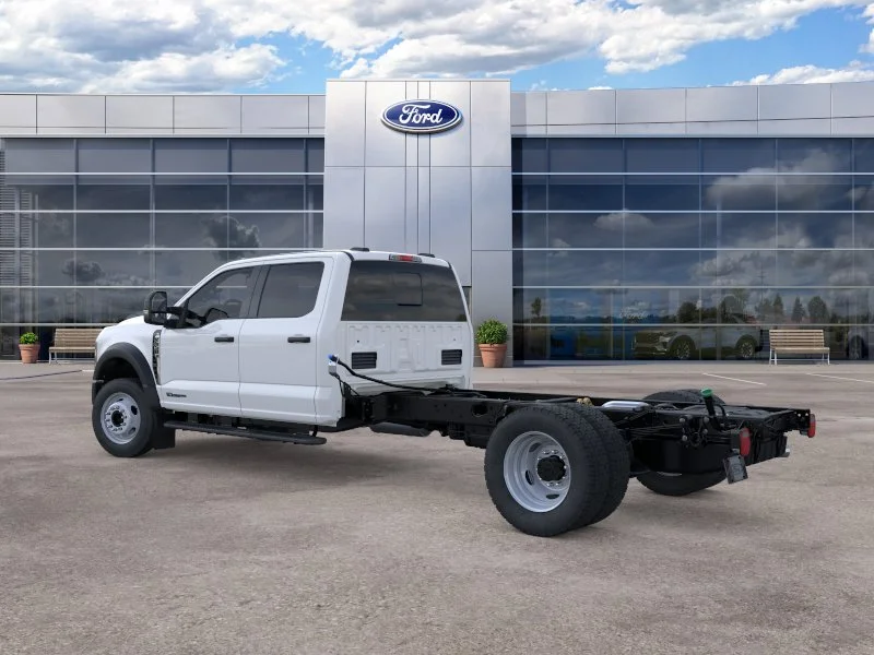 New 2026 Oxford White Ford F-550® XL image 4