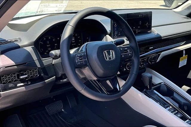 New 2026 Urban Gray Pearl Honda EX-L Hybrid image 5