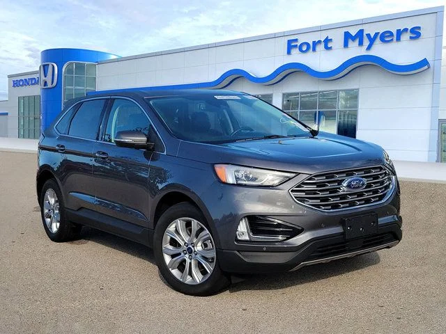 2022 Ford Edge Titanium AWD's photo