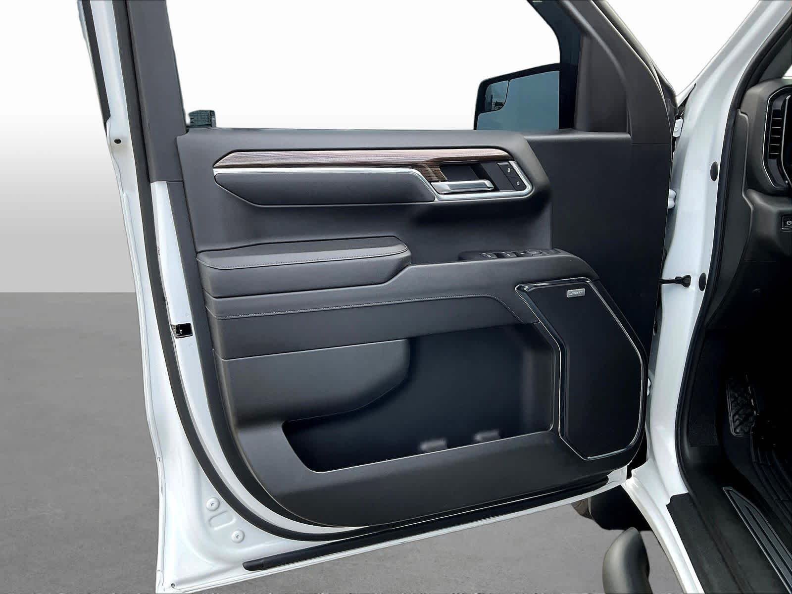 2023 Chevrolet Silverado 1500 RST - Photo 23