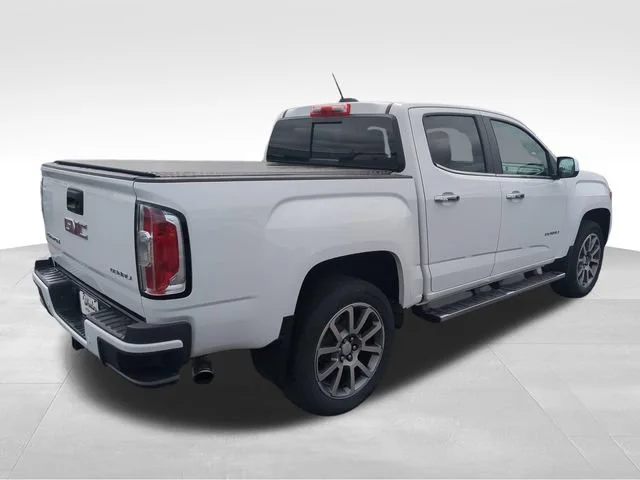 Used 2019 White GMC 4WD Denali image 6