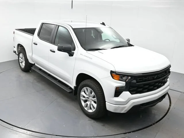 Used 2026 Summit White Chevrolet Custom image 29