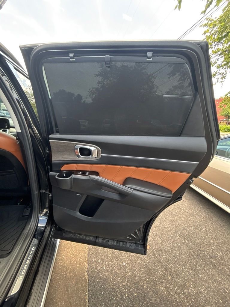Certified Used 2023 Black Kia X-Line SX Prestige image 23