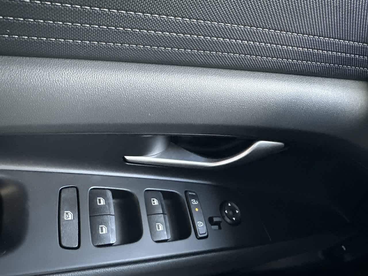 New 2026 Abyss Black Hyundai SE image 17