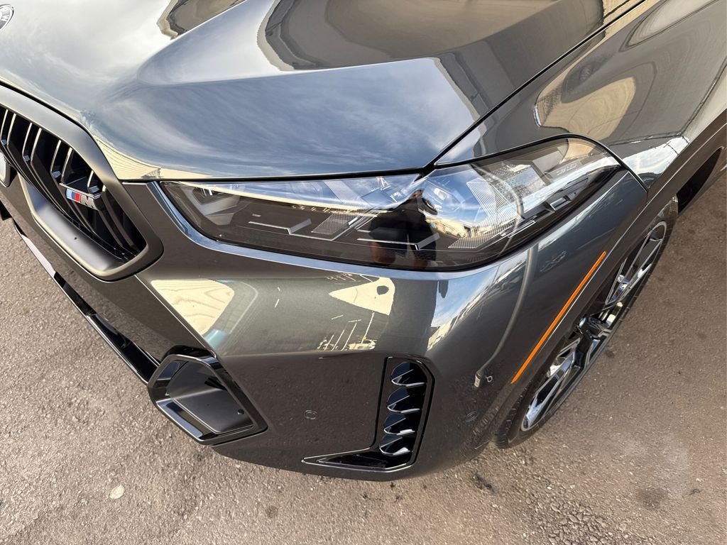 New 2026 Singapore Grey II Metallic BMW M60i image 16