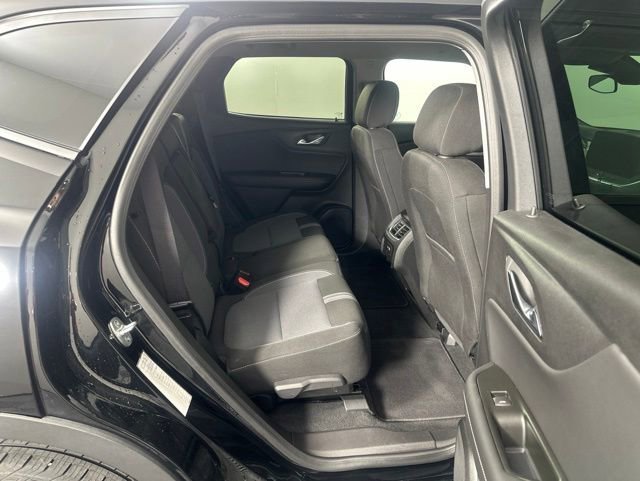Used 2025 Black Chevrolet 2LT image 26