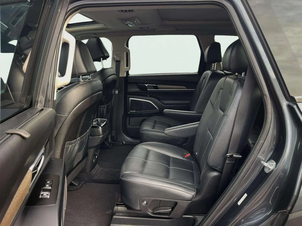 Used 2022 Gravity Gray Kia SX image 34