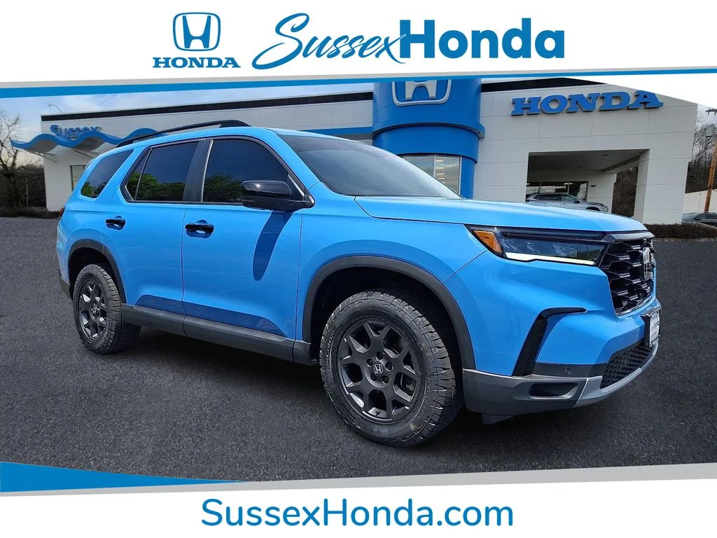 2023 Honda Pilot TrailSport AWD's photo