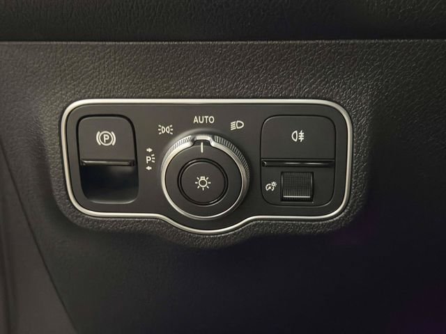 Certified Used 2023  Mercedes-Benz GLB 35 AMG® image 19
