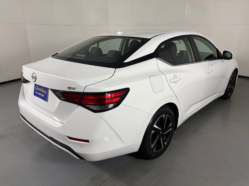 Used 2024 White Nissan SV image 7