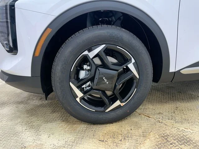 New 2026 White Kia EX image 20
