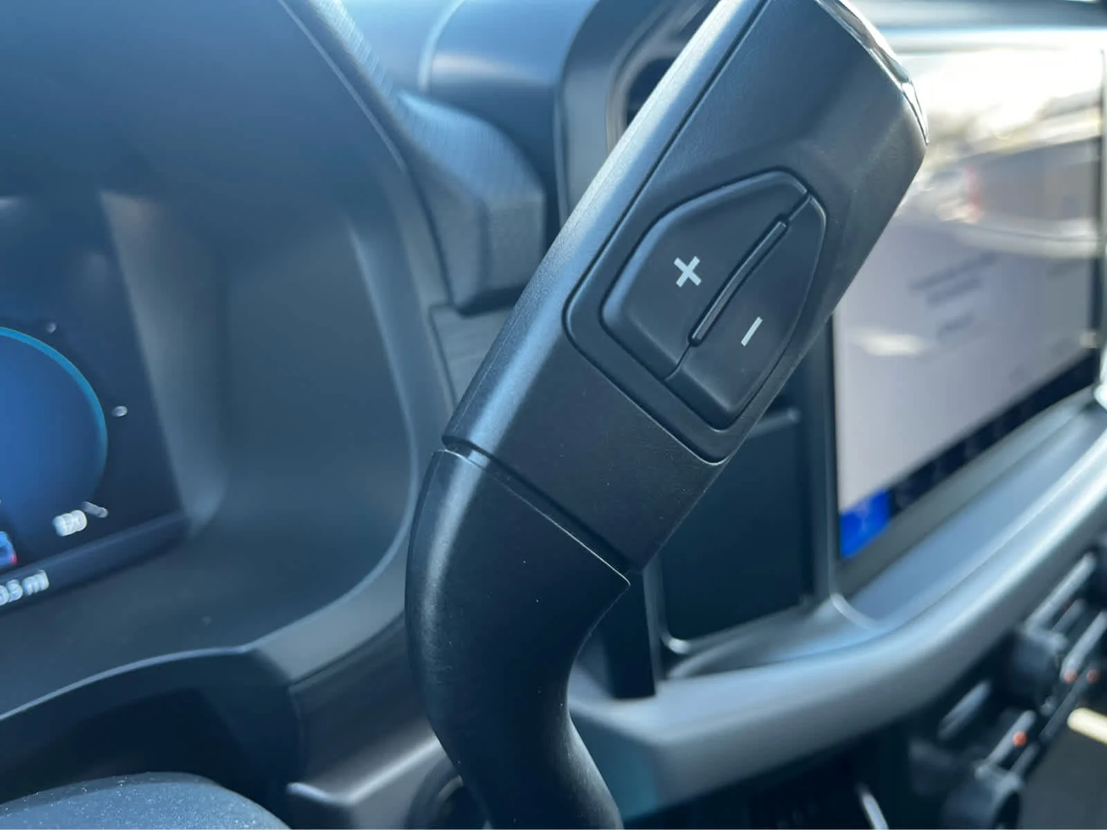 2025 Ford F-150 XL - Photo 43