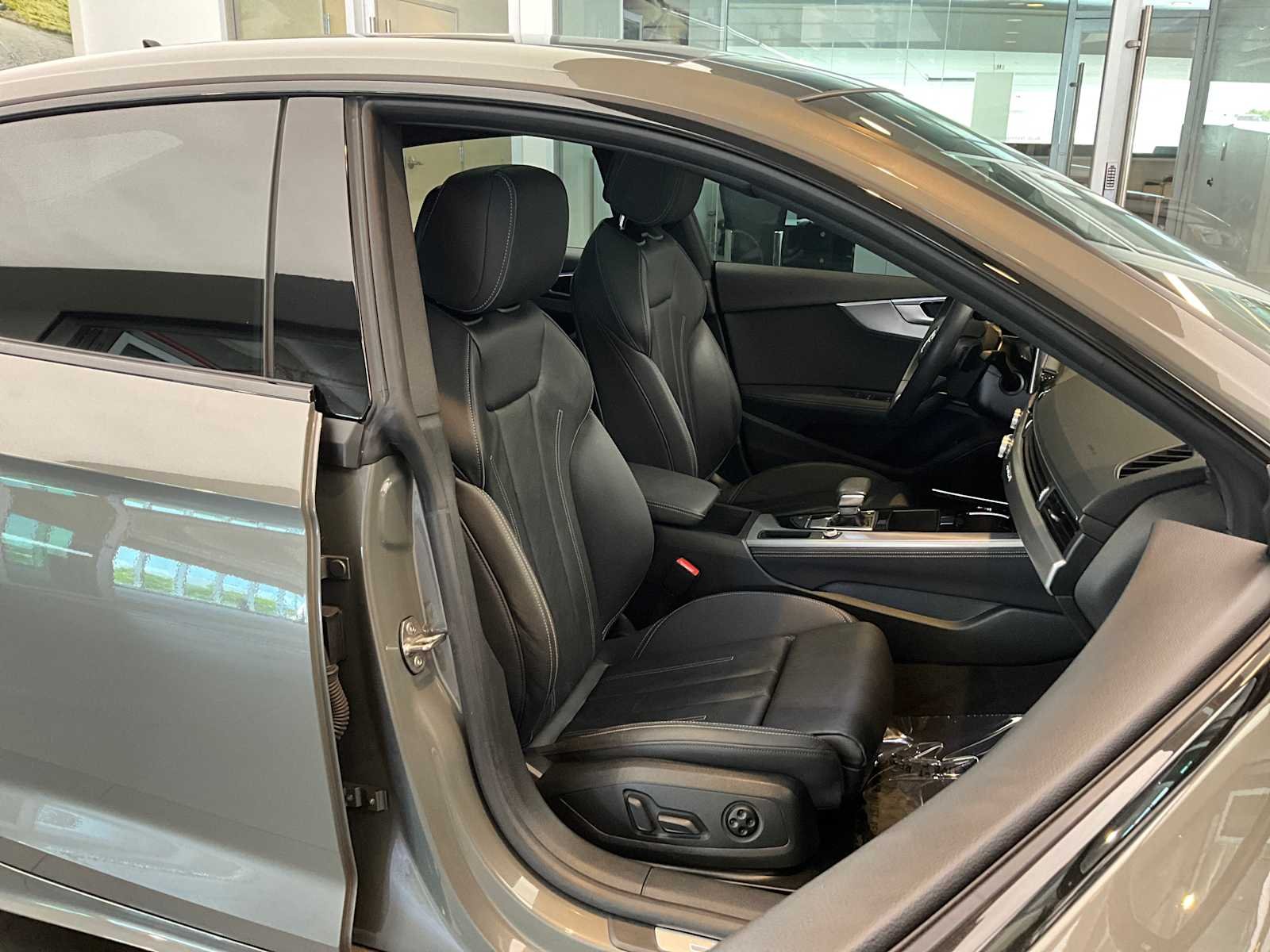 Used 2023 Daytona Gray Pearl Effect Audi S line Premium Plus image 27