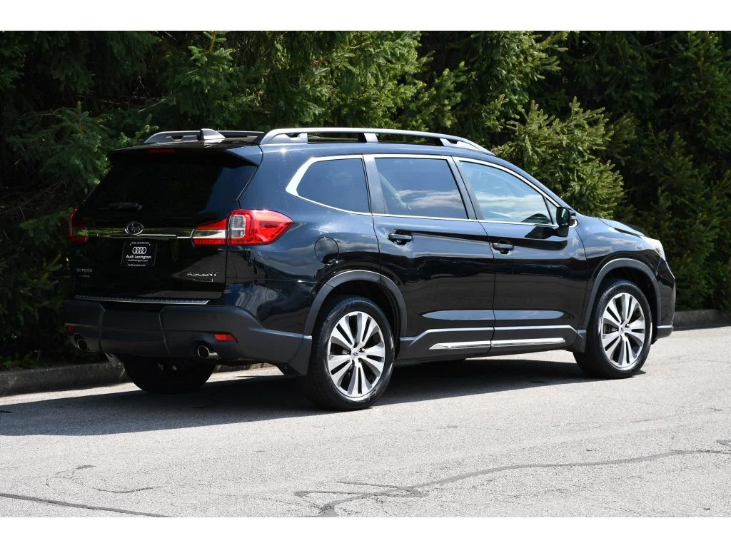 Used 2020 Crystal Black Silica Subaru Limited image 4