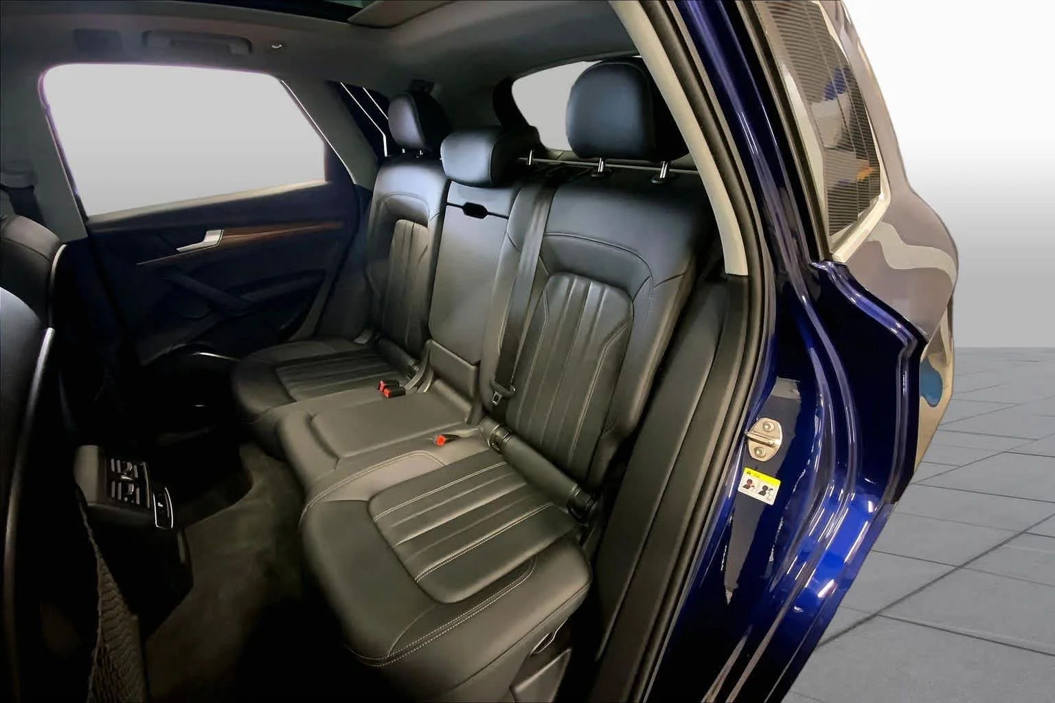Used 2021 Navarra Blue Metallic Audi Premium image 21