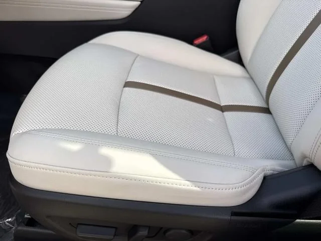 2026 Mazda CX-90 Premium Plus Package - Photo 32
