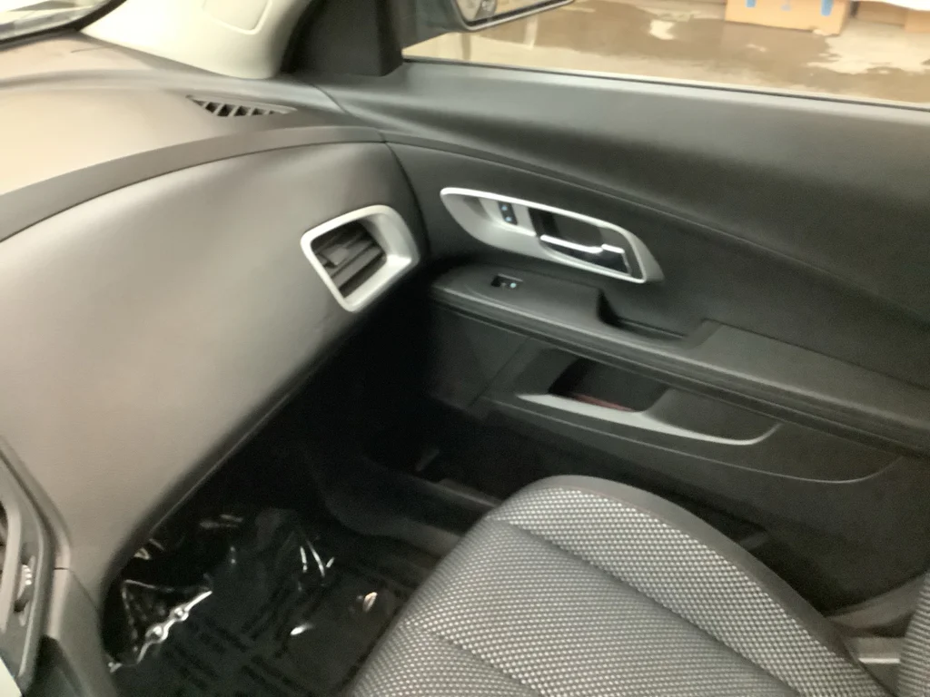 Used 2017 Mosaic Black Metallic Chevrolet LT image 21