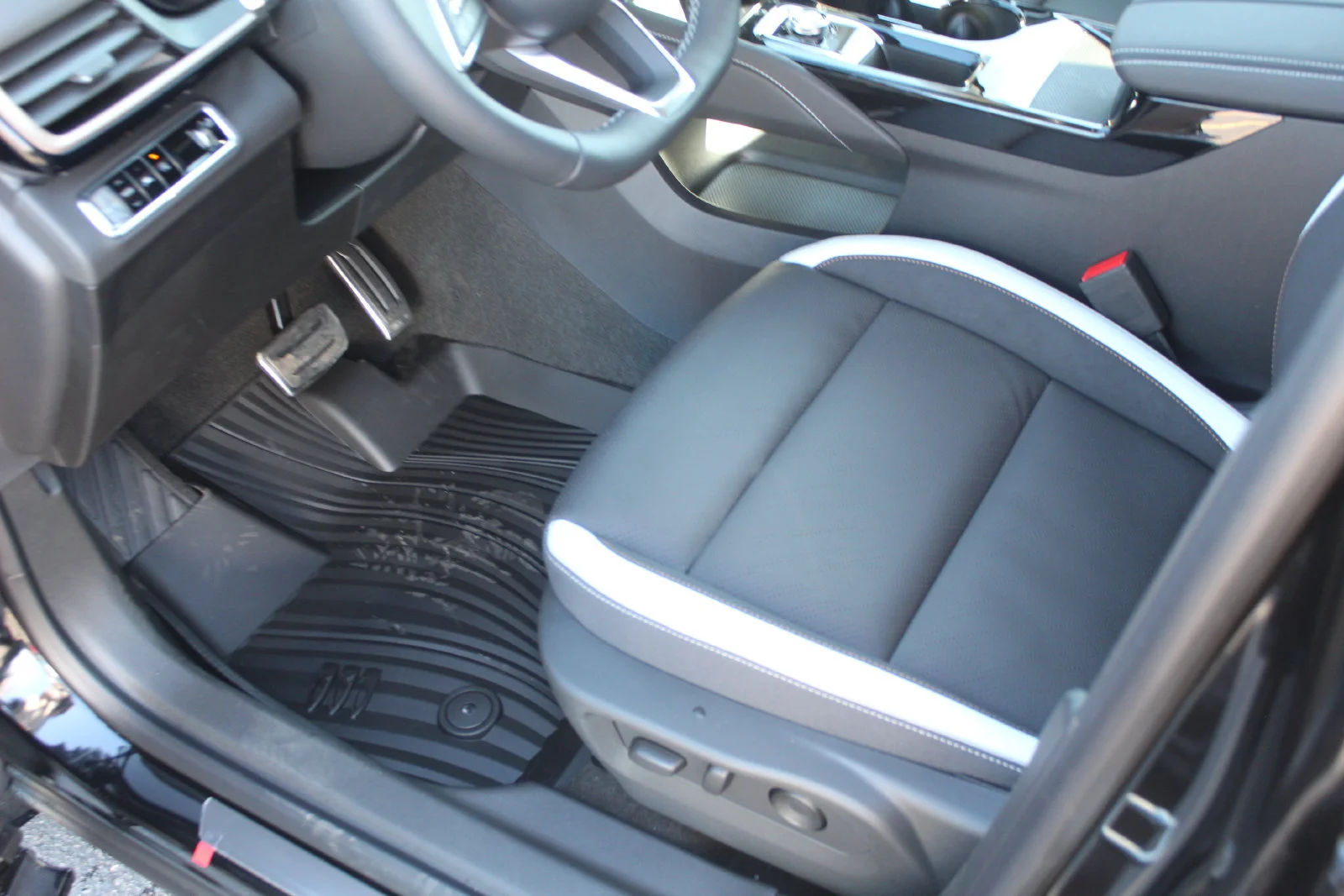 2026 Buick Envision Sport Touring - Photo 11