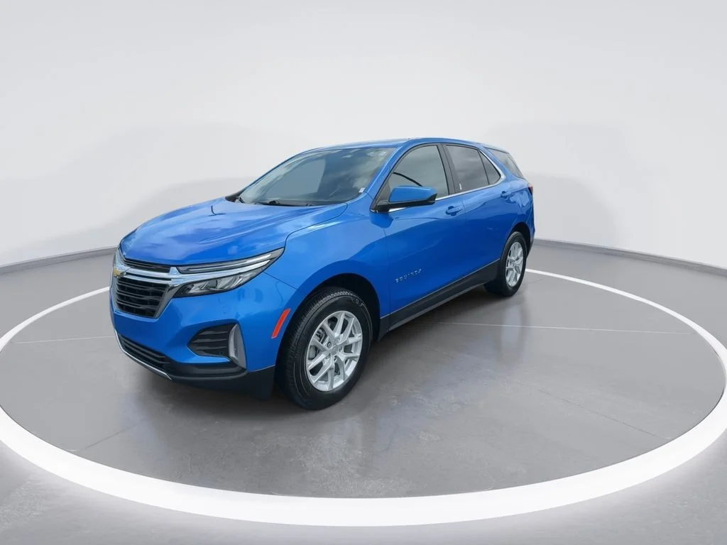 Used 2024 Blue Chevrolet LT image 4