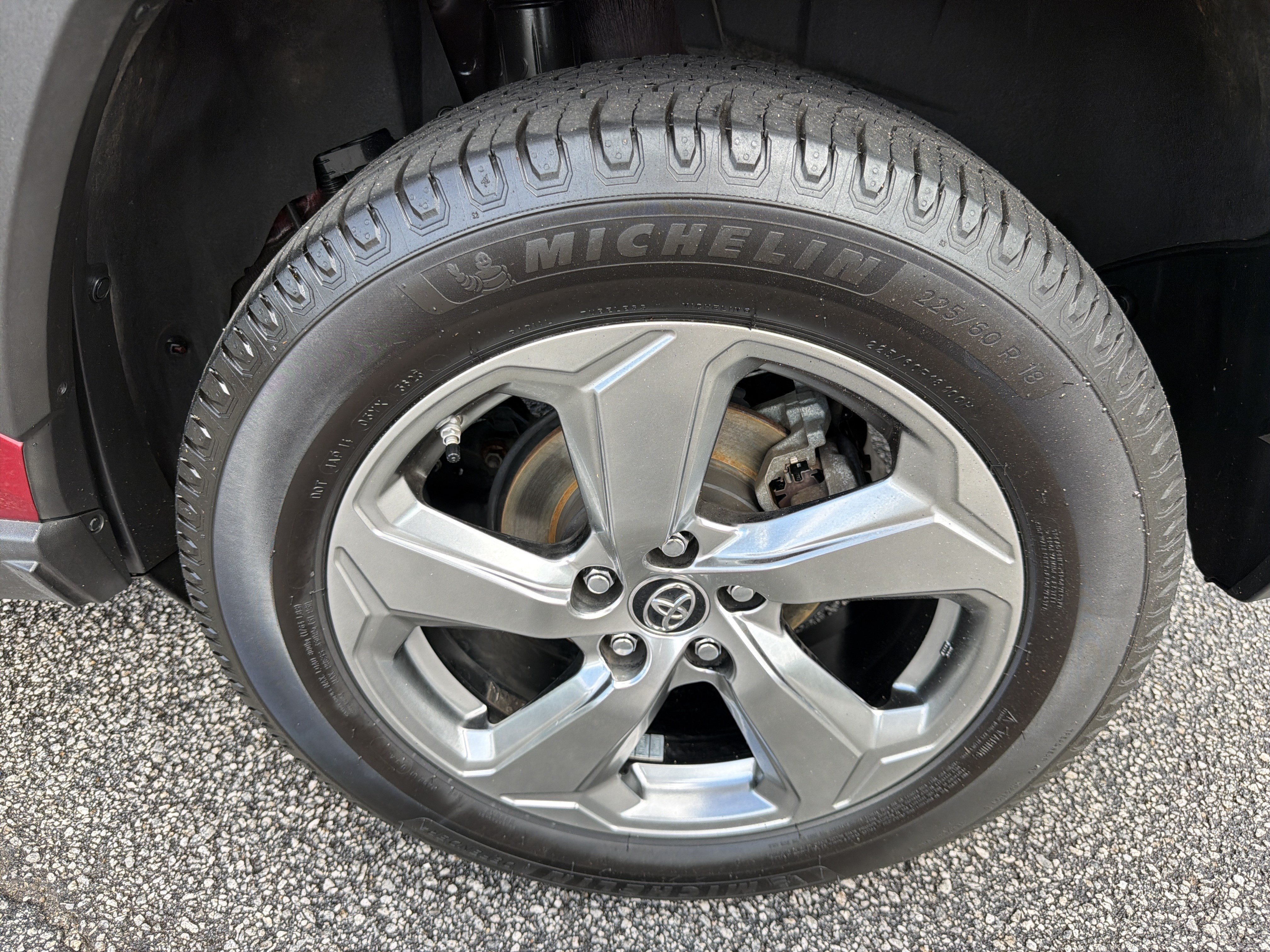 Used 2019 Pearl Toyota Limited image 30