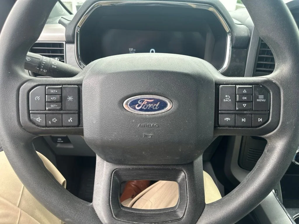 Used 2023 Oxford White Ford Pro image 25