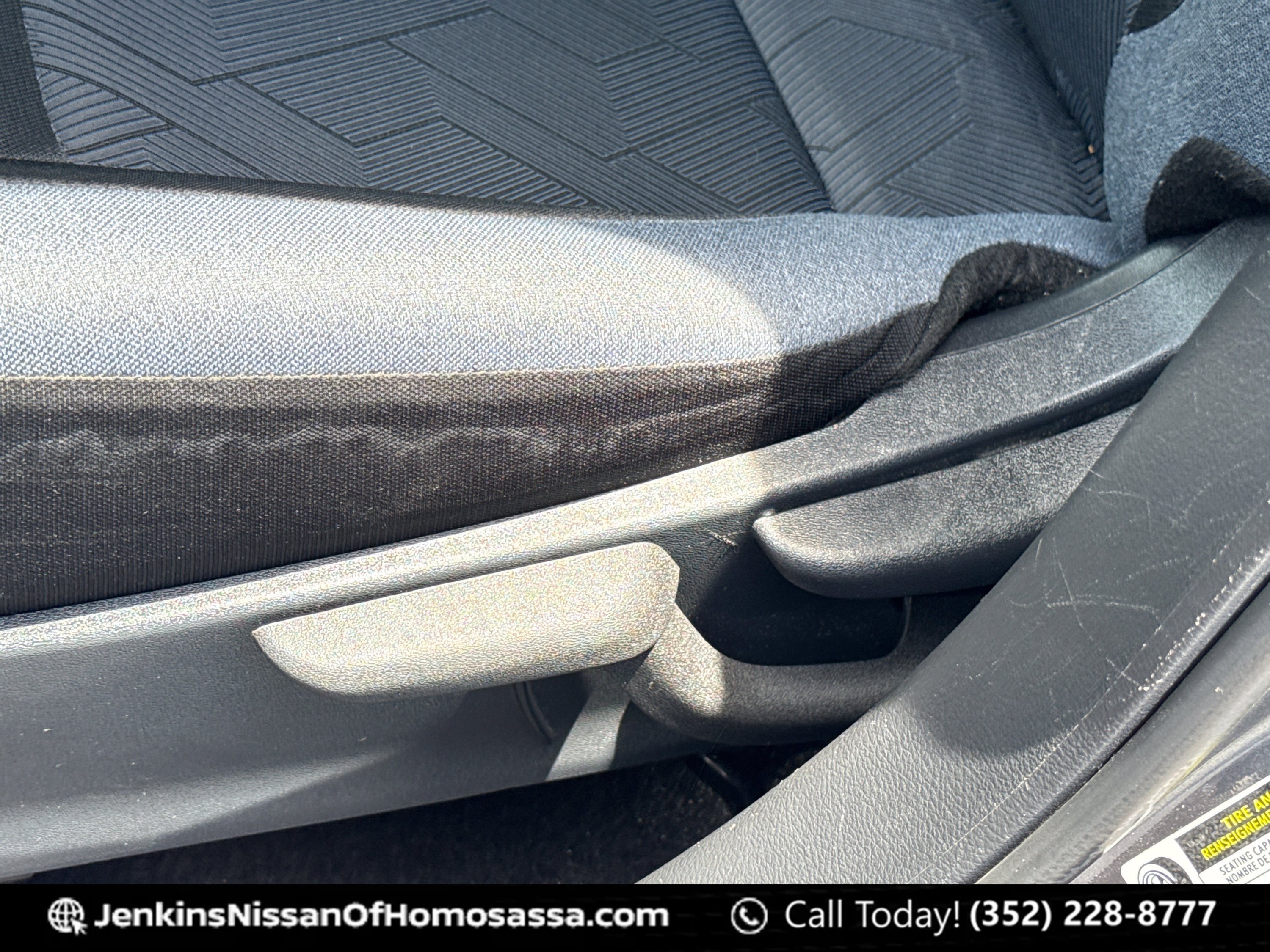 Used 2023 Gun Metallic Nissan SV image 21