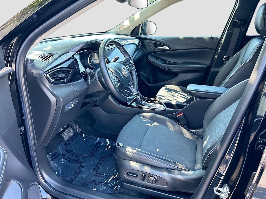 Used 2021 Ebony Twilight Metallic Buick Select image 9
