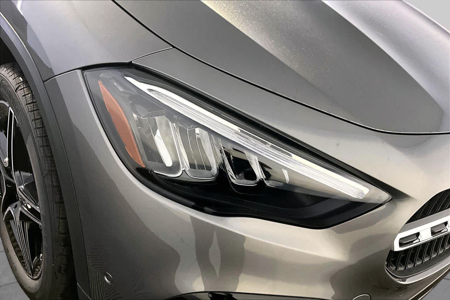 New 2026 Mountain Grey Metallic Mercedes-Benz GLA 250 image 16