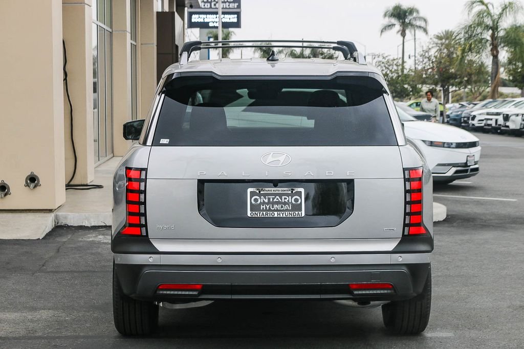 New 2026 Silver Hyundai SEL Premium image 6