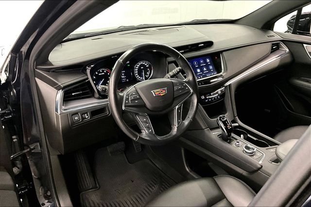 Used 2022 Dark Moon Blue Metallic Cadillac Luxury image 16