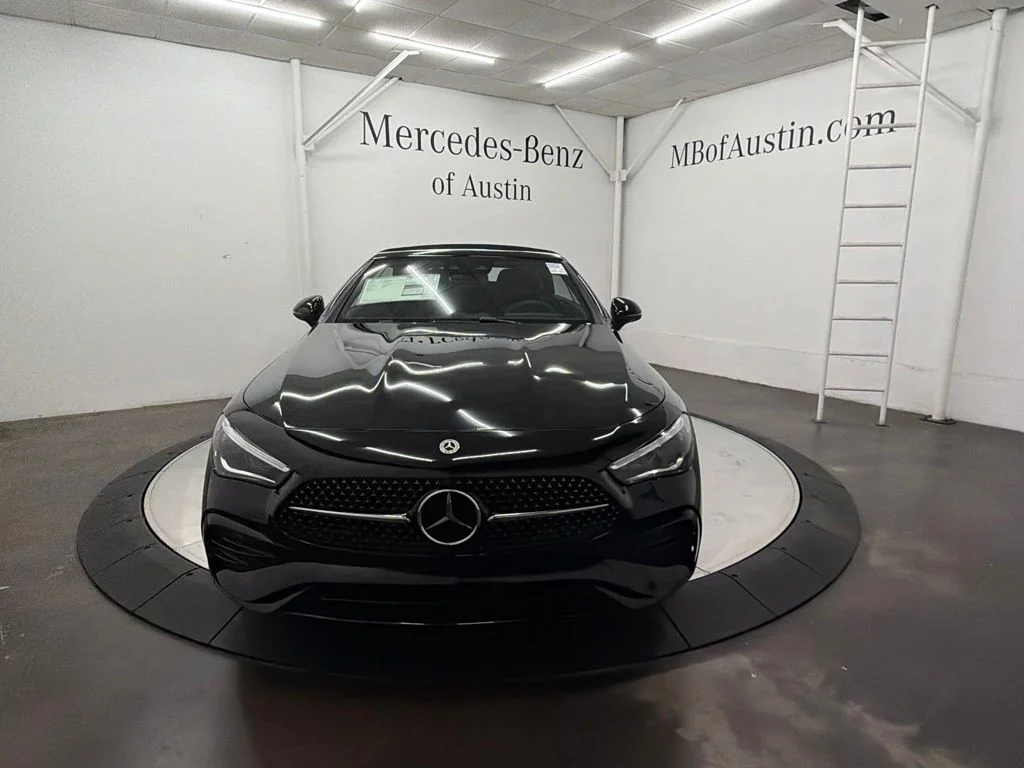 New 2027 Black Mercedes-Benz CLE 300 image 2