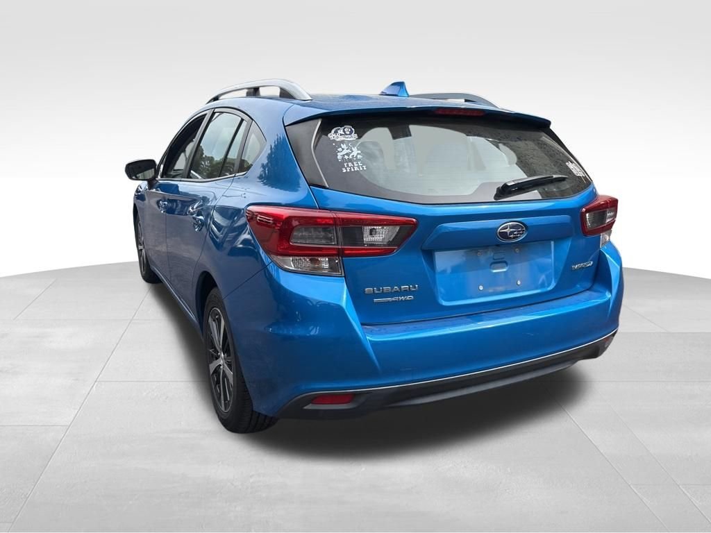 Used 2021 Blue Subaru Premium image 19