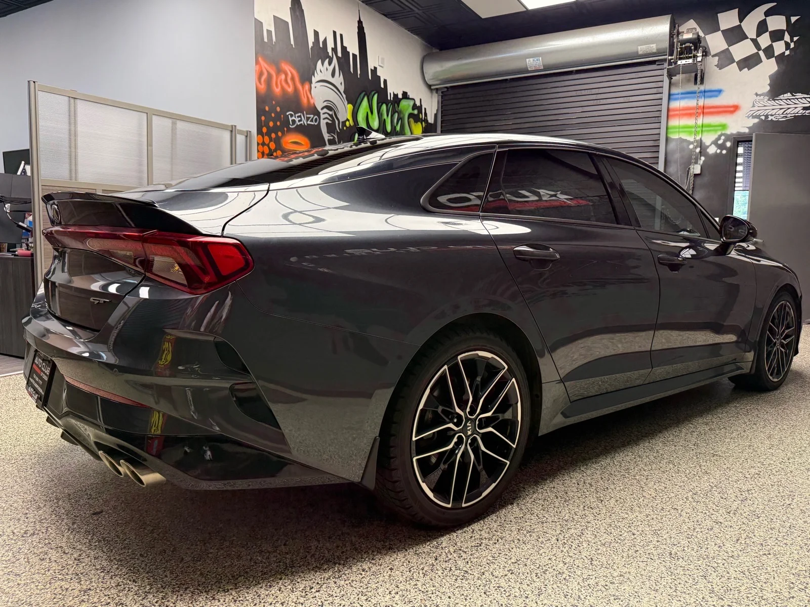 Used 2021 Wolf Gray (c7s) Kia GT-Line image 6