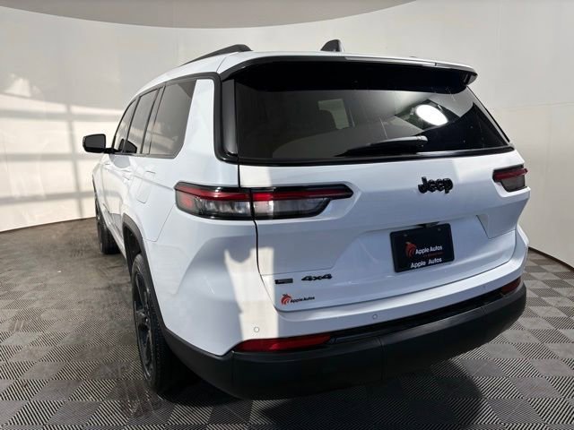 Used 2023 Bright White Clearcoat Jeep Altitude image 8