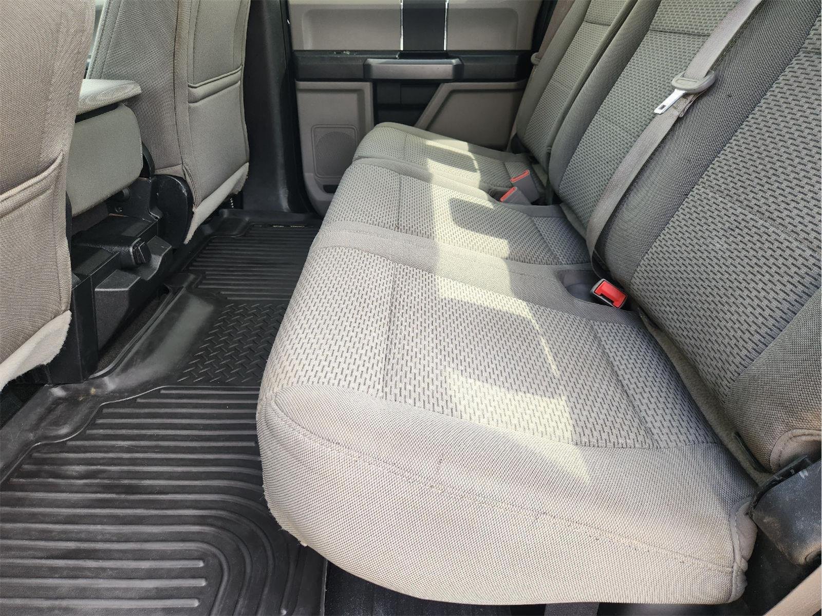 2018 Ford F-250 Super Duty XLT - Photo 29