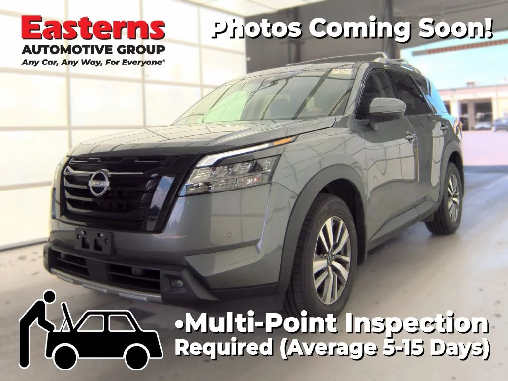 Used 2024 Gray Nissan SL image 1