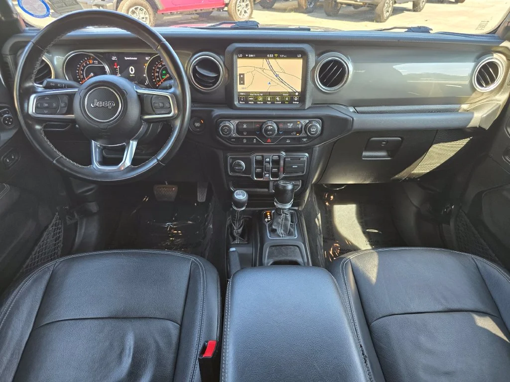 Used 2022 Gray Jeep Unlimited Sahara image 5