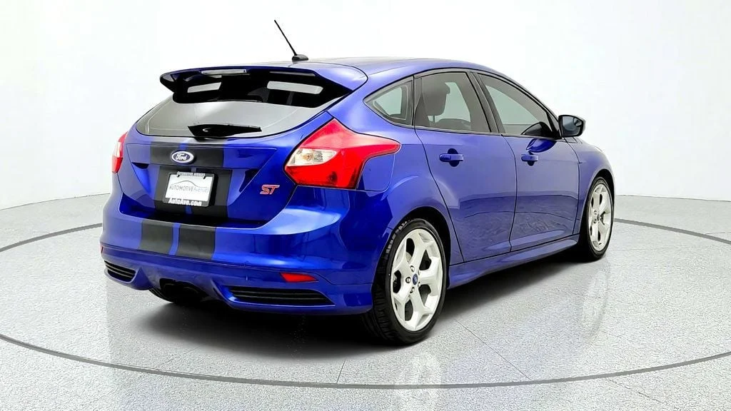 Used 2014 Performance Blue Ford ST Hatchback w/ ST2 Equipment Group & RECARO Sport Seats image 5