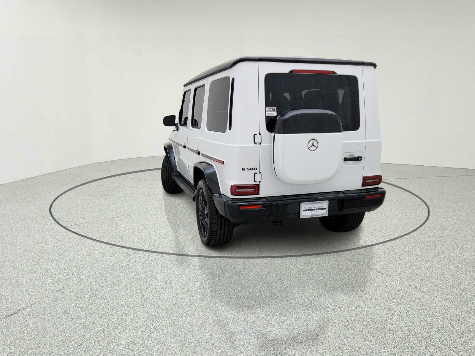 Certified Used 2026 MANUFAKTUR Moonlight White Metallic Mercedes-Benz G 580e image 11