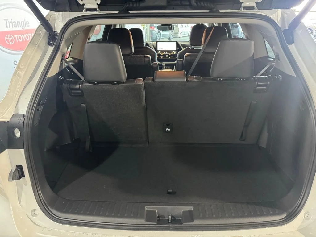 New 2025 Beige Toyota XLE image 25