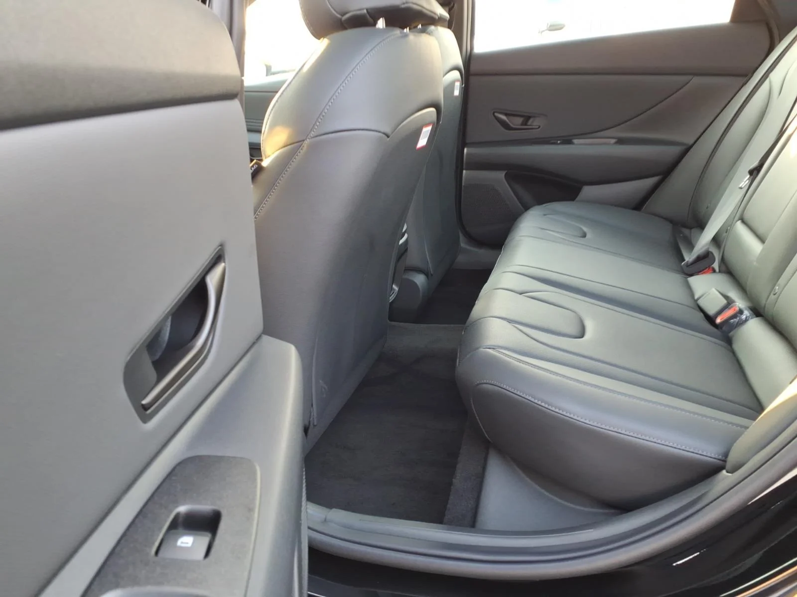 New 2026 Abyss Black Pearl Hyundai SEL Sport image 5