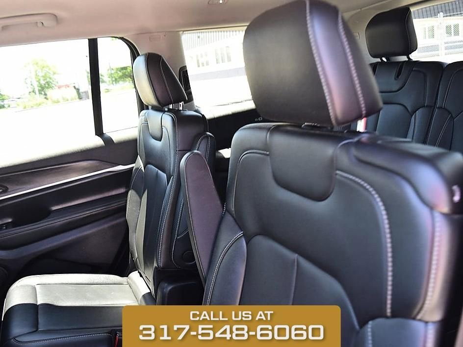 Used 2023 Silver Zynith Jeep Limited image 14