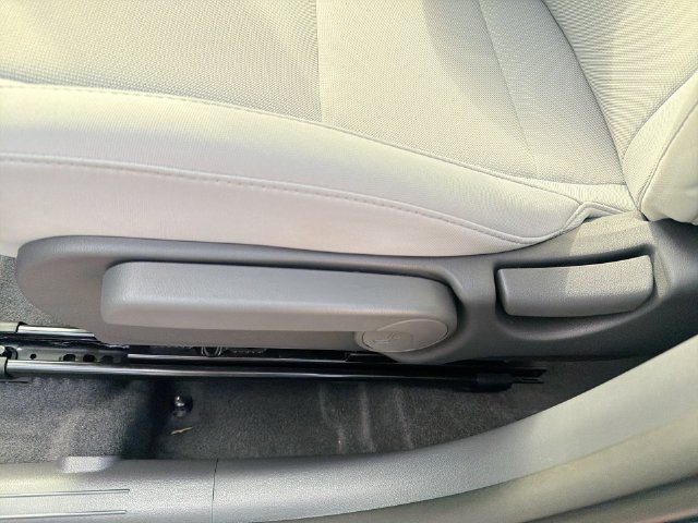 Used 2026 Black Hyundai SE image 23