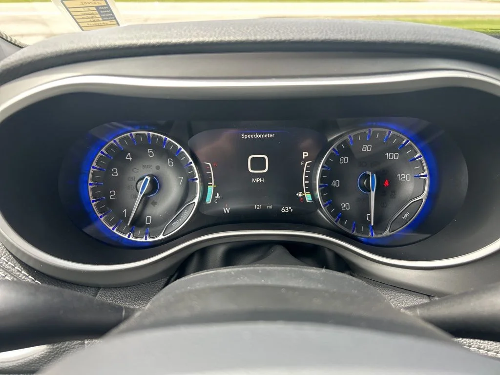New 2027 Black Chrysler Limited image 27