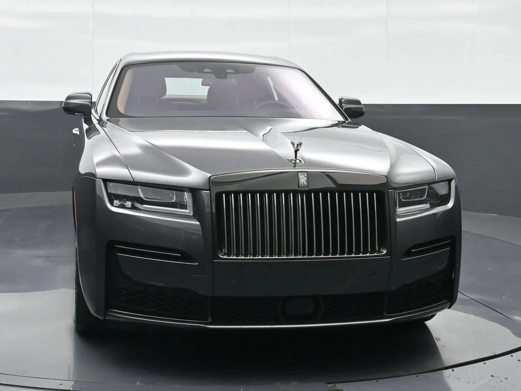 Certified Used 2022 Gray Rolls-Royce  image 5