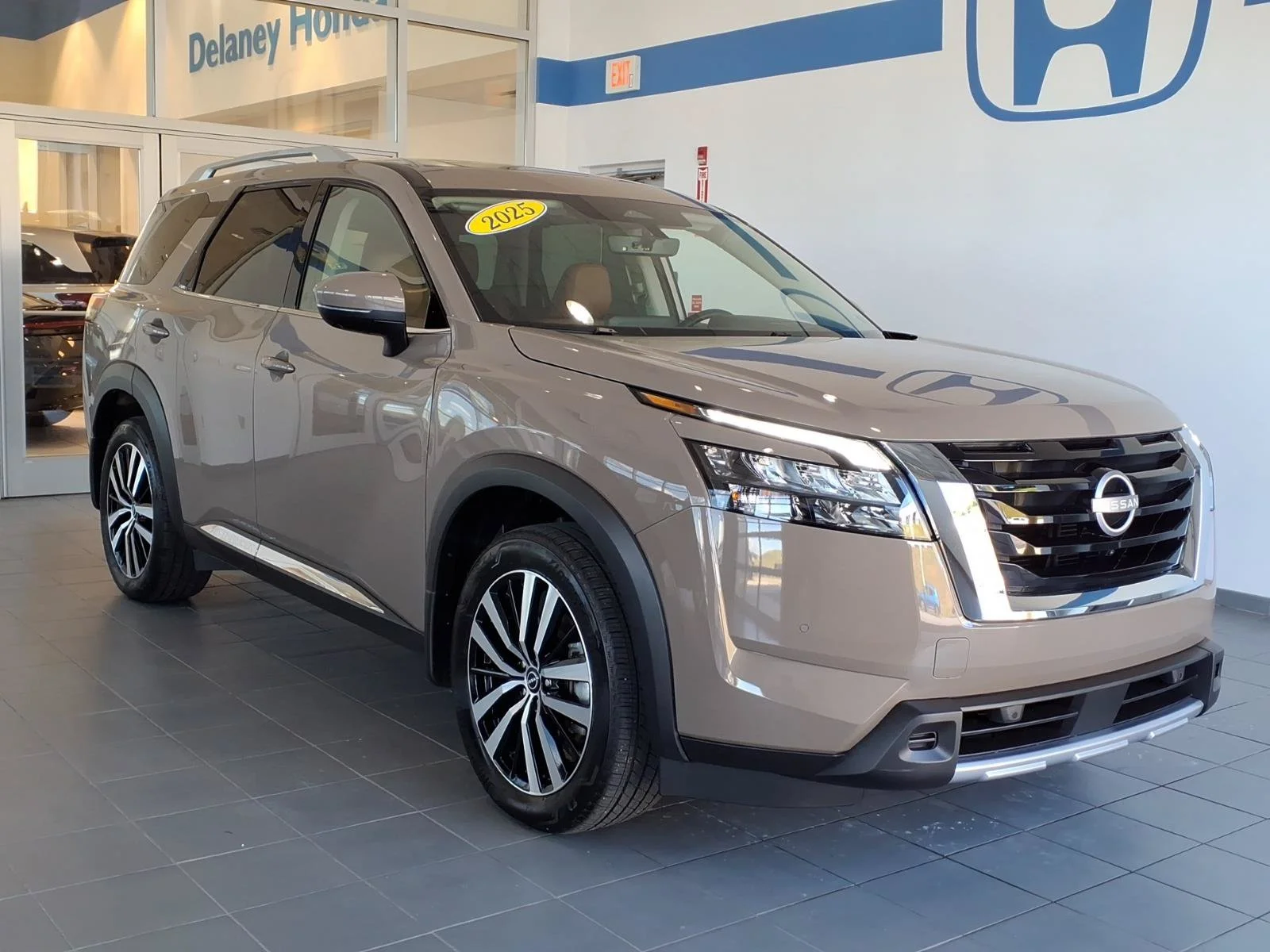 Certified Used 2025 Baja Storm Nissan Platinum image 1