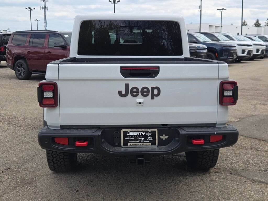 New 2026 Bright White Clear-Coat Exterior Paint Jeep Rubicon X image 13